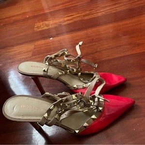 BCBG Dark pink patent leather shoes size 81/2